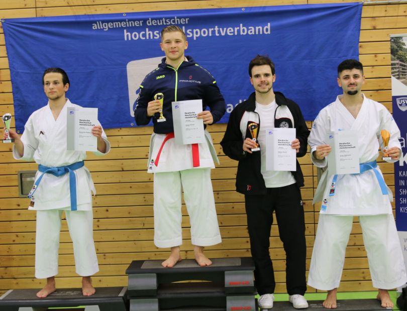 3. Platz auf der Dt. Hochschulmeisterschaft, zweiter von rechts: Markus Hecht    Bild: Martina Bier für den HFK