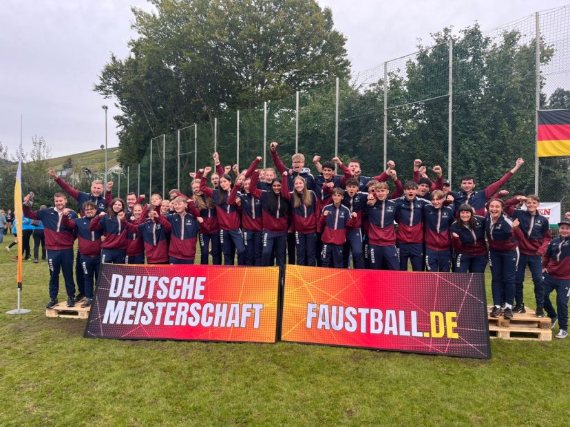 Die HTV-Auswahlmannschaften beim Deutschlandpokal.