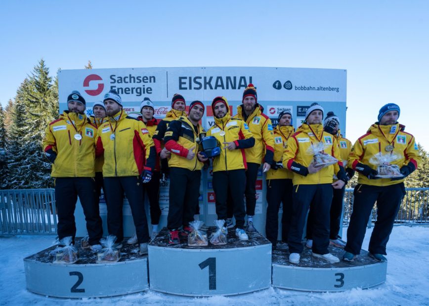 Auf Podestplatz 1 die neuen deutschen Meister von links Rupert Schenk, Issam Ammour, Adam Ammour, Benedikt Hertel    Bild: Michi Schwab, BSD