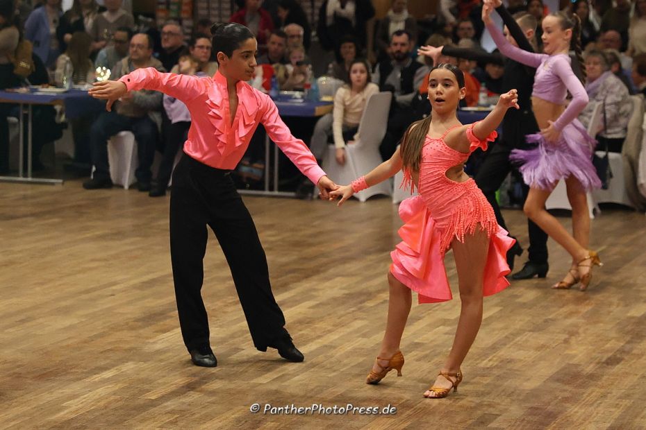 Hessische Landesmeister der Junioren I B-Latein: Liva Atasever / Veronica Cataldo (TSC Metropol Hofheim)    Bild: Robert Panther (www.PantherPhotoPress.de)